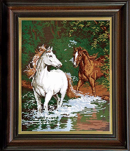 Гоблен Коне в реката, Horses in the River Tapestry